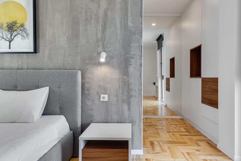 Villa T, Spacious With Heated Pool, Hot Tub & Sauna Rastevic 外观 照片